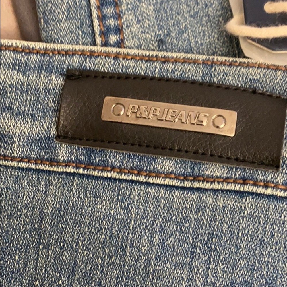 Jeans - Picture 3 of 5